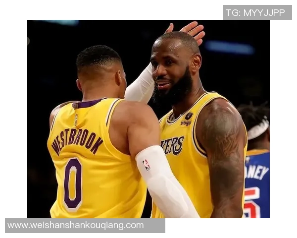 太阳与湖人西部决赛对决谁能笑到最后引发球迷热议